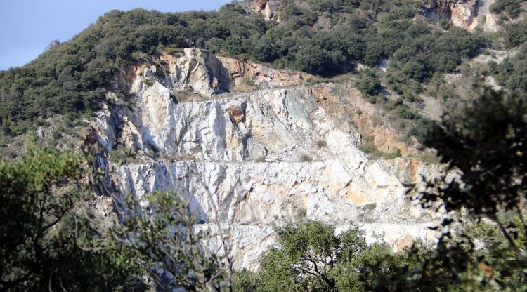 Punt on es troben les mines de Ginebró, prop del municipi de Darnius. ACN