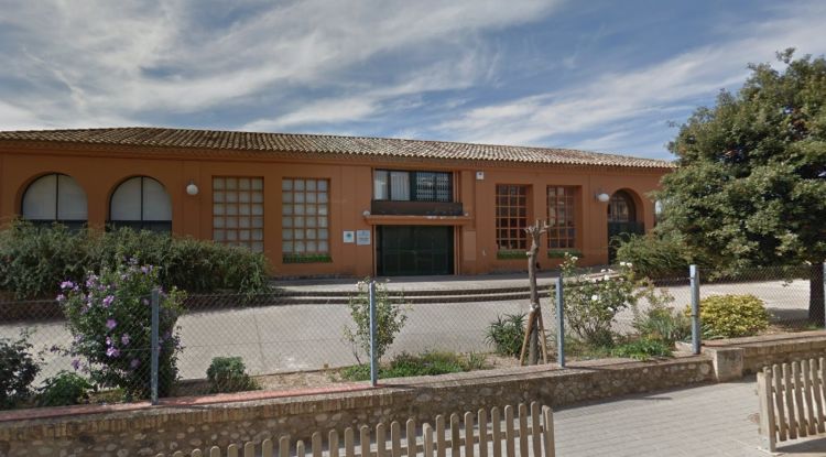 L'escola Joan Reglà es mantindrà tancada