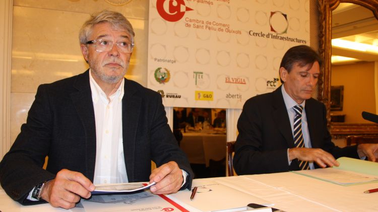 El director general d'Endesa, Josep Maria Rovira, i el director general d'Energia, Josep Canòs © ACN