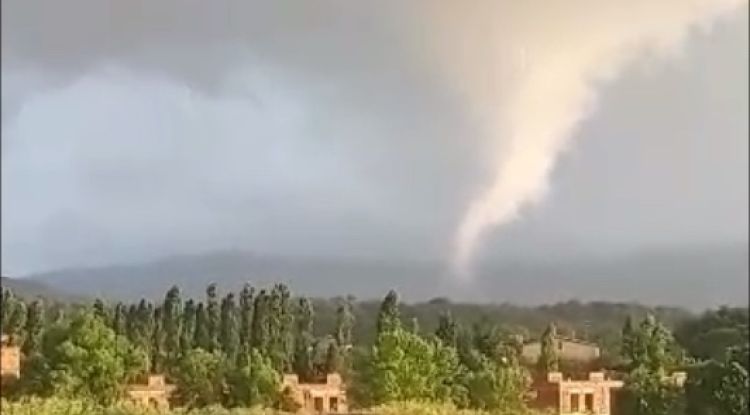 El tornado a la Bisbla vist des de la llunyania. Mònica Ramirez