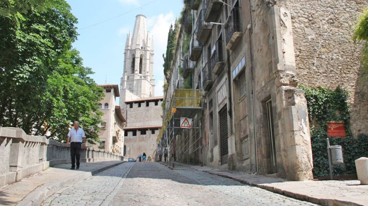 Patrimoni ha autoritzat el projecte que preveu enderrocar tres edificis al Barri Vell de Girona © ACN
