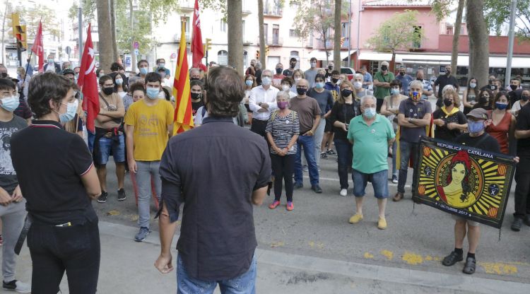 Concentració en suport als encausats pels talls de l'AP-7 a Salt durant l'acció del Tsunami Democràtic davant dels Jutjats de Girona. ACN