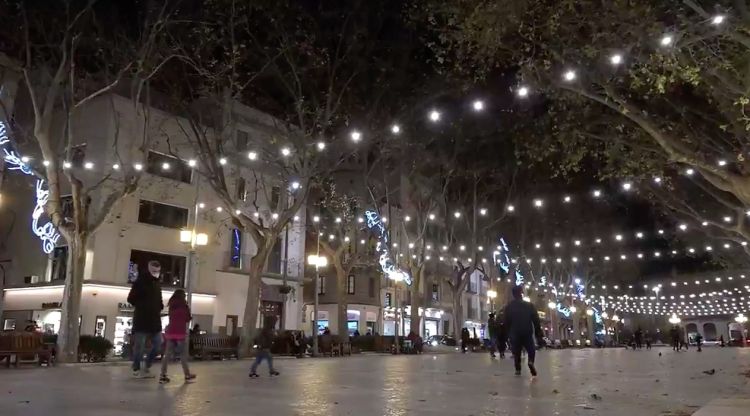 La Rambla de Figueres quan queien les primeres volves. Tramuntana TV