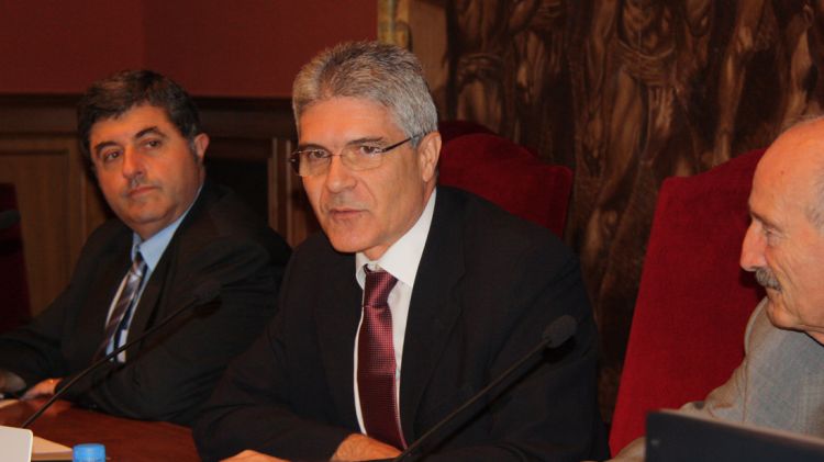 El secretari d'Estat de Transports, Isaías Táboas (centre) © ACN
