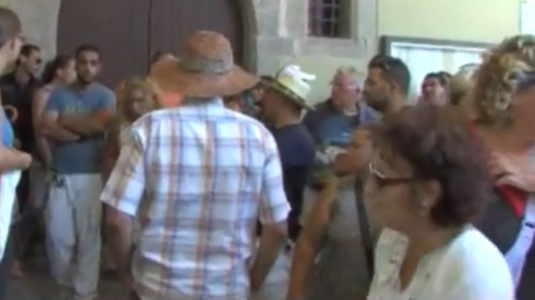 Els marxants es van manifestar a finals del mes passatper parlar amb l'alcalde © Empordà TV