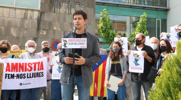 L'acte que s'ha fet davant dels jutjats de Figueres per anunciar les noves mobilitzacions de l'independentisme. ACN