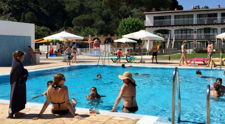 Piscina de l'hotel Sant Eloi de Tossa de Mar en una imatge d'arxiu