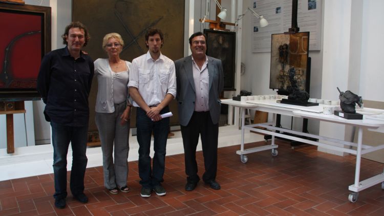 Foto institucional de la inauguració de la Fundació Cuixart a Palafrugell © ACN