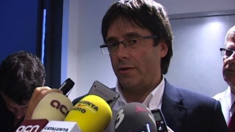 Carles Puigdemont explicant les agressions que va patir el dijous © ACN