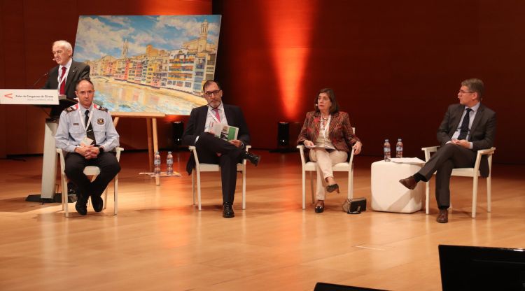 Els participants a la taula rodona sobre ciberseguretat a al Palau de Congressos de Girona
