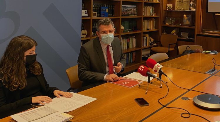 Miquel Noguer desgranant el pressupost davant la premsa, aquest matí
