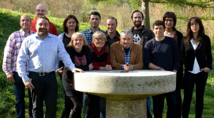 Francesc Xavier Collboni (esquerra) amb els companys de partit