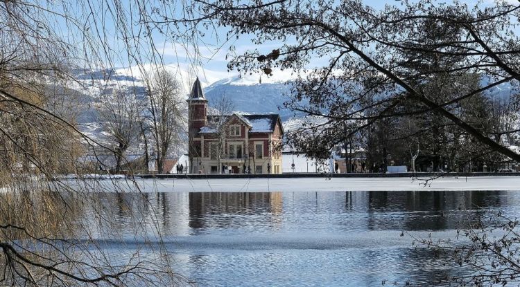 Vista del llac de Puigcerdà, aquest matí. Adrián Fernández López