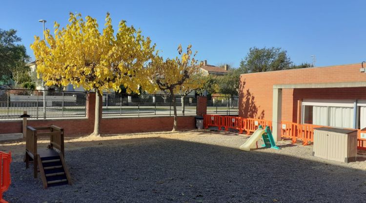 Pati de l'escola Santa Margarida de Quart