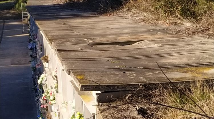 El sostre d'alguns nínxols està mig esfondrat