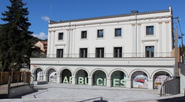 Façana de l'Ajuntament d'Arbúcies