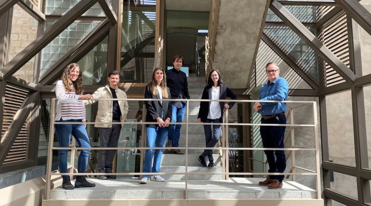 Marc Riera amb alguns dels membres de les juntes directives entrants i sortints