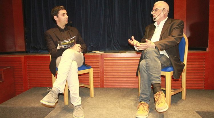 Jordi Pacheco i Vicenç Lozano, durant la presentació del llibre