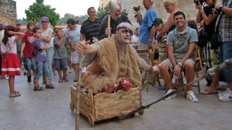 Un moment del Besalú Medieval d'aquest cap de setmana © Vadó Buch