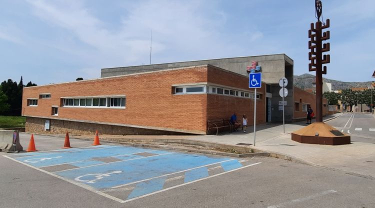 Exterior del Centre d'Atenció Primària de Torroella de Montgrí