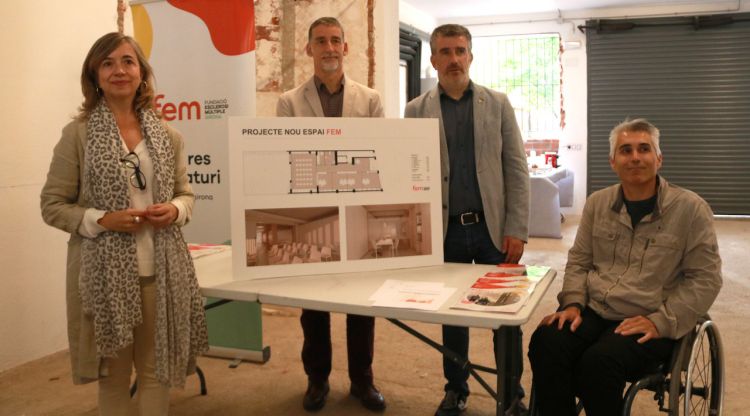 L'acte de presentació del projecte d'un local per atendre els malalts d'esclerori múltiple. ACN