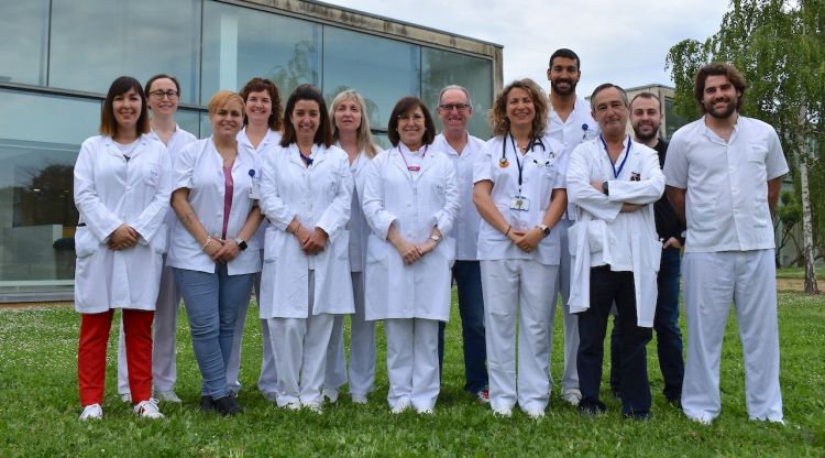 Grup de professionals de les diferents àrees que han contribuït a les acreditacions als jardins del Parc Hospitalari