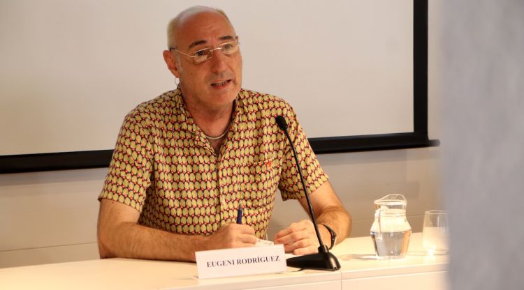 Eugeni Rodríguez, president de l'OCH, en roda de premsa al Col·legi de Periodistes de Catalunya. ACN