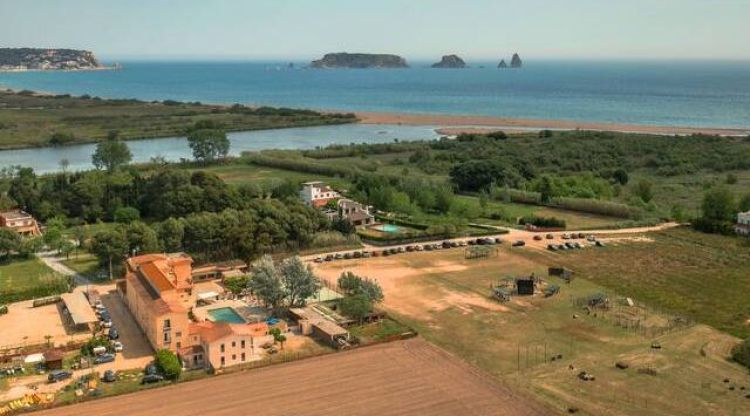 Escola de mar la Garbinada de la Rosa dels Vents a la Gola del Ter