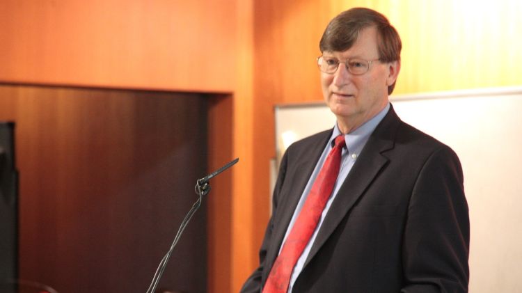 Hal Varian, economista en cap de Google, avui a la Universitat Pompeu Fabra © ACN