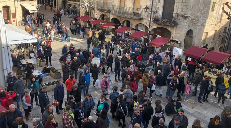 La plaça de la Llibertat, ahir al migdia. Joaquima Prujà