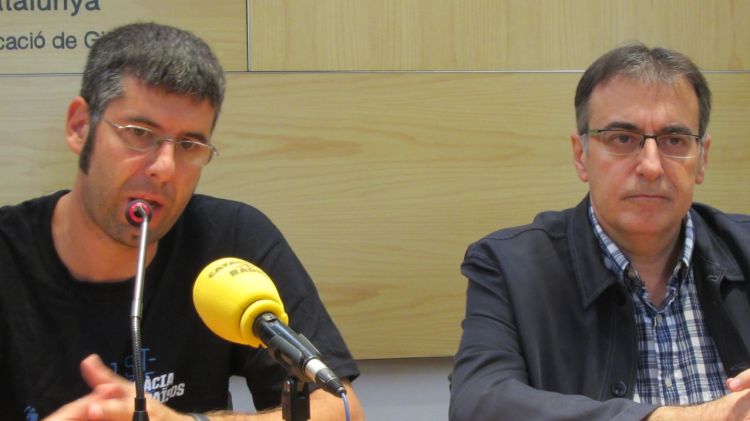 Jordi Navarro (esquerra) i Carles Bonaventura presentant la proposta © AG