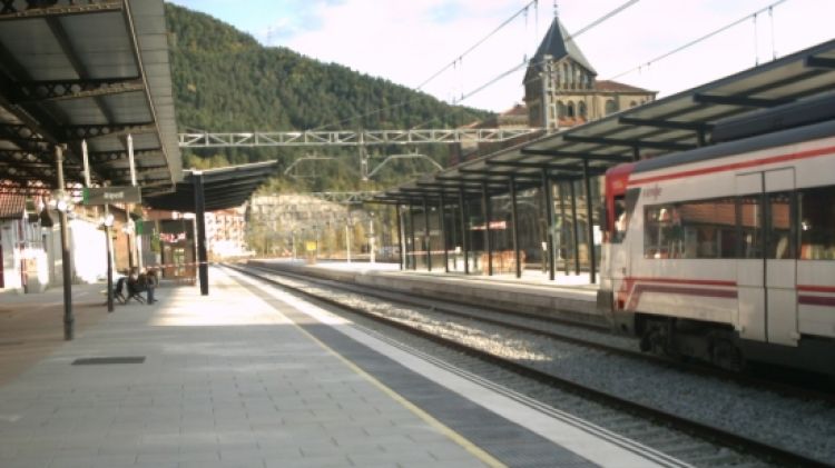 Imatge de l'estació de Ripoll un cop s'han acabat les obres de millora © ACN