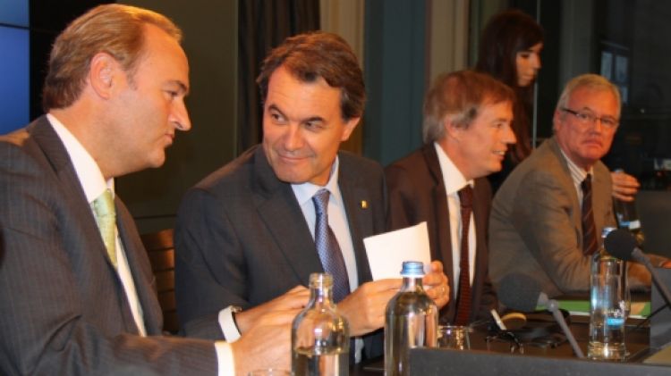 Els presidents valencià i català, Alberto Fabra i Artur Mas, a Brussel·les © ACN