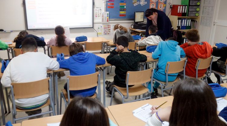 Refugiats ucraïnesos en una escola de les comarques gironines. ACN