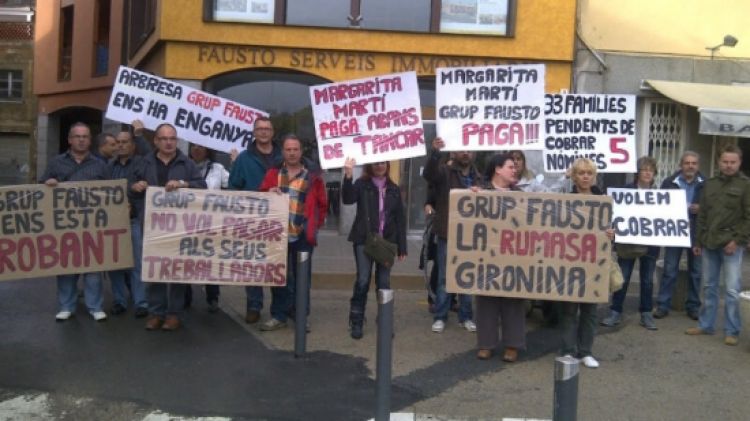 Imatge de la protesta dels treballadors d'Arbresa a Torroella de Montgrí (Baix Empordà) © ACN