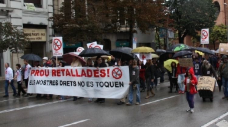 Un moment de la manifestació que ha tallat el trànsit © ACN