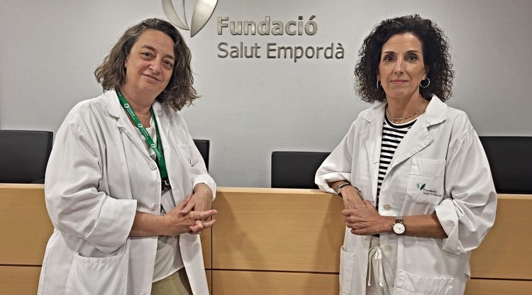 Mireia Bosch (esquerra) amb Àngels Morales, aquest matí