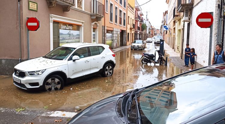 Els carrers de la Bisbal, completament negats