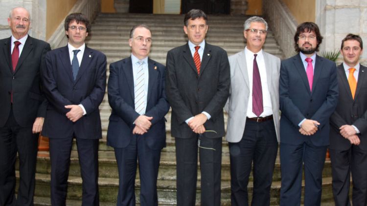 Recoder amb representants de la Diputació, l'Ajuntament, la delegació del Govern, i la Cambra de Comerç © ACN