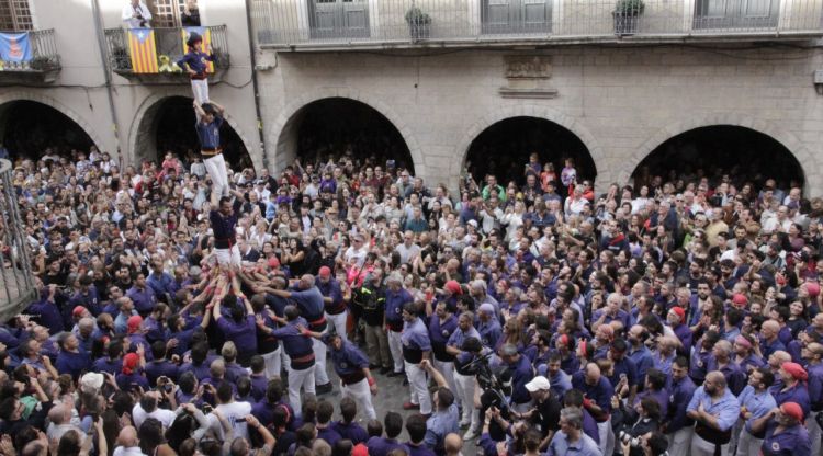 Jornada castellera a la plaça del Vi, aquest matí