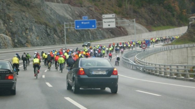 Els clubs ciclistes d'Osona i el Ripollès ja van organitzar una marxa lenta el passat 6 de desembre © ACN