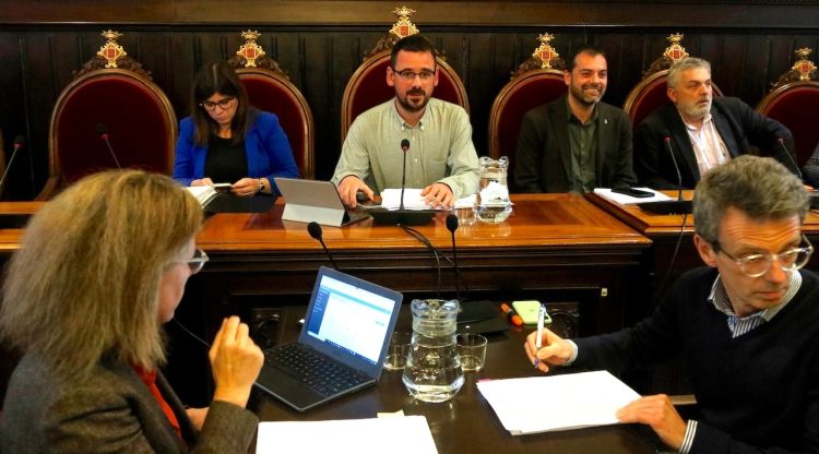 L'alcalde de Girona, Lluc Salellas, poc abans de l'inici del ple municipal d'aquest mes de març. ACN