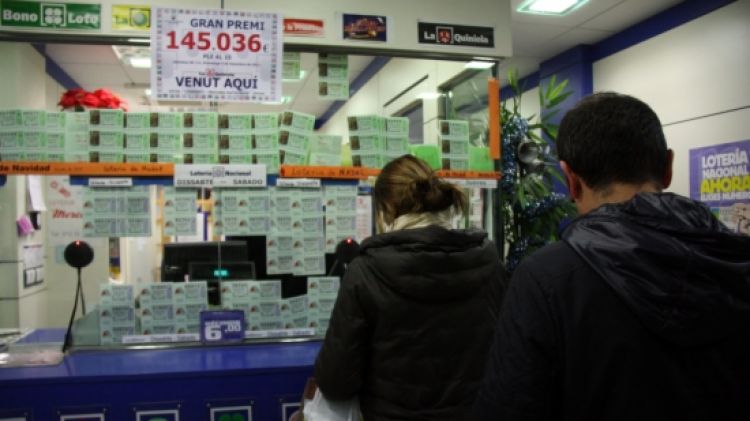 L'administració de loteria 'Merche', del centre de Girona, és una de les que ven més © ACN