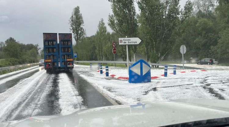 La pedregada a la C-66 a Serinyà. Anti-Radars Garrotxa