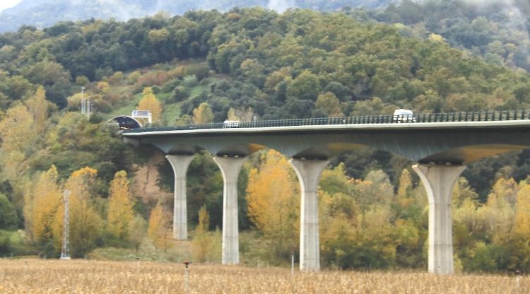 El viaducte d'accés al túnel de Bracons en una imatge d'arxiu. ACN