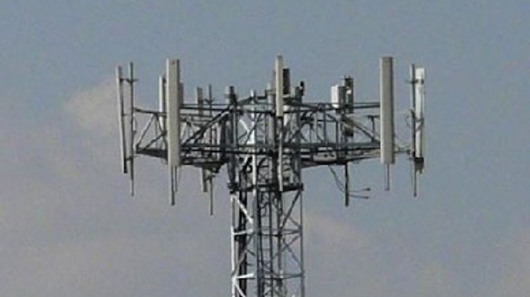 Antena de telefonia mòbil (arxiu)