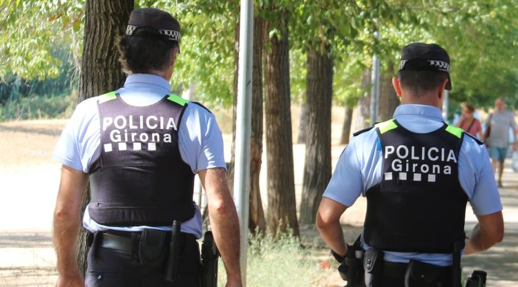 Dos agents de la Policia Municipal de Girona. ACN