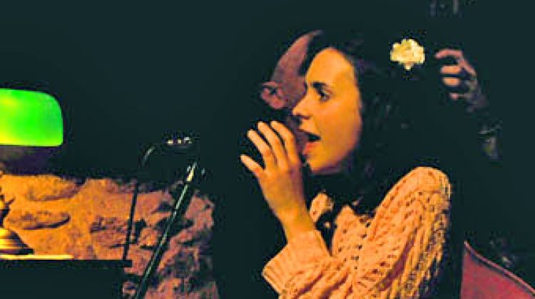 Andrea Motis durant la seva actuació al Sunset Jazz Club de Girona ahir a la nit © Meritxell Fernández