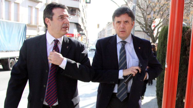 El conseller Lluís Recoder amb l'alcalde de Banyoles Miquel Noguer © ACN