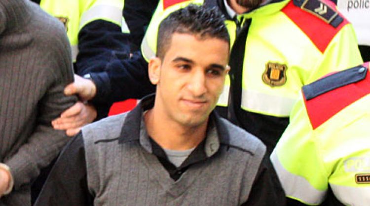 L'acusat, Oussama Metloub, arribant a l'Audiència de Girona el dia del judici (arxiu)